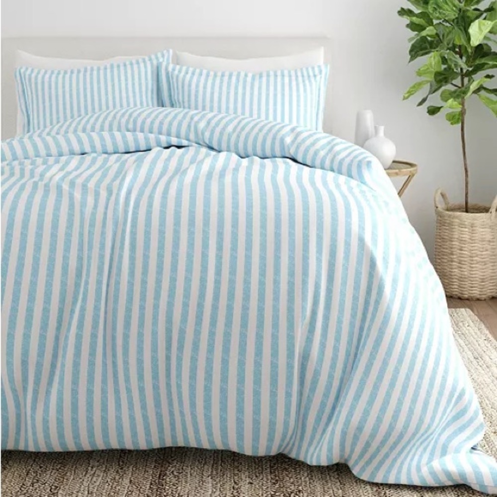 nwt twin/twin xl blue stripe duvet cover